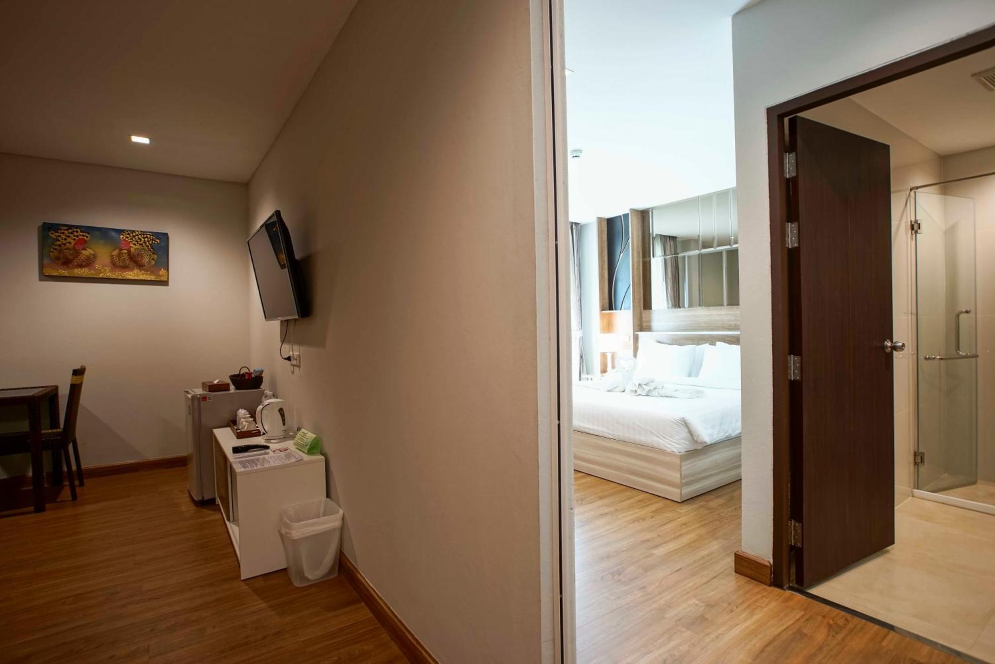 Nantra Chiangmai Riverfront Hotel Chiang Mai Oda fotoğraf