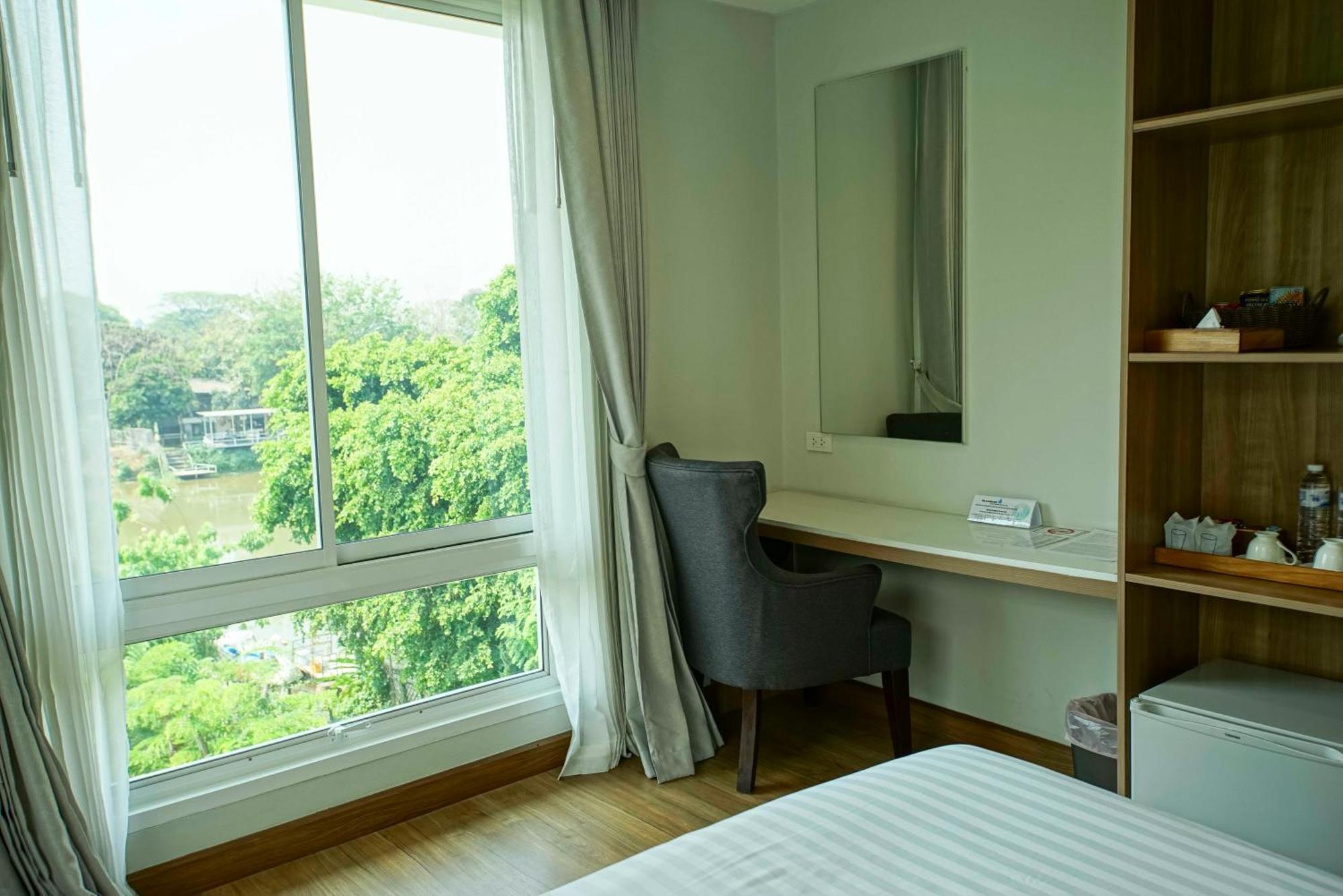 Nantra Chiangmai Riverfront Hotel Chiang Mai Oda fotoğraf
