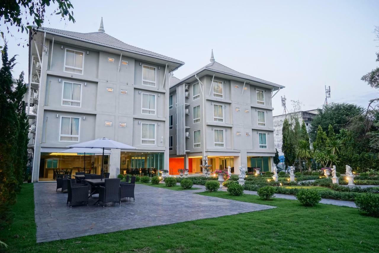 Nantra Chiangmai Riverfront Hotel Chiang Mai Dış mekan fotoğraf