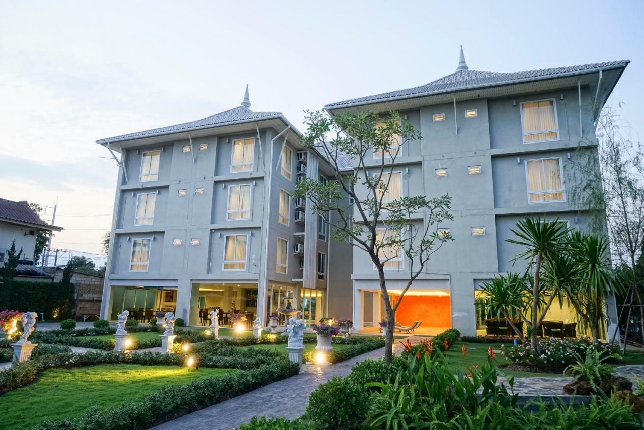 Nantra Chiangmai Riverfront Hotel Chiang Mai Dış mekan fotoğraf