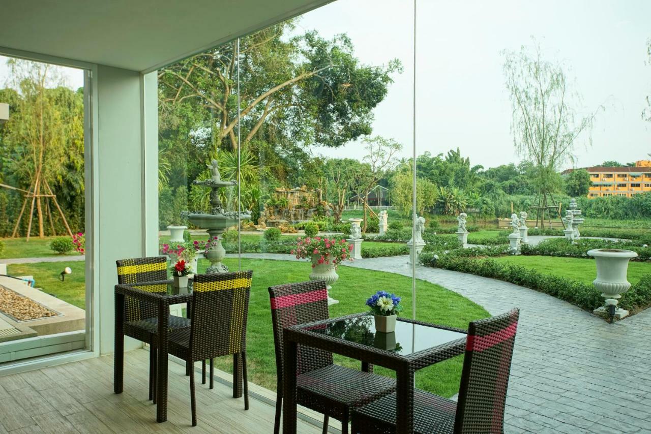 Nantra Chiangmai Riverfront Hotel Chiang Mai Dış mekan fotoğraf