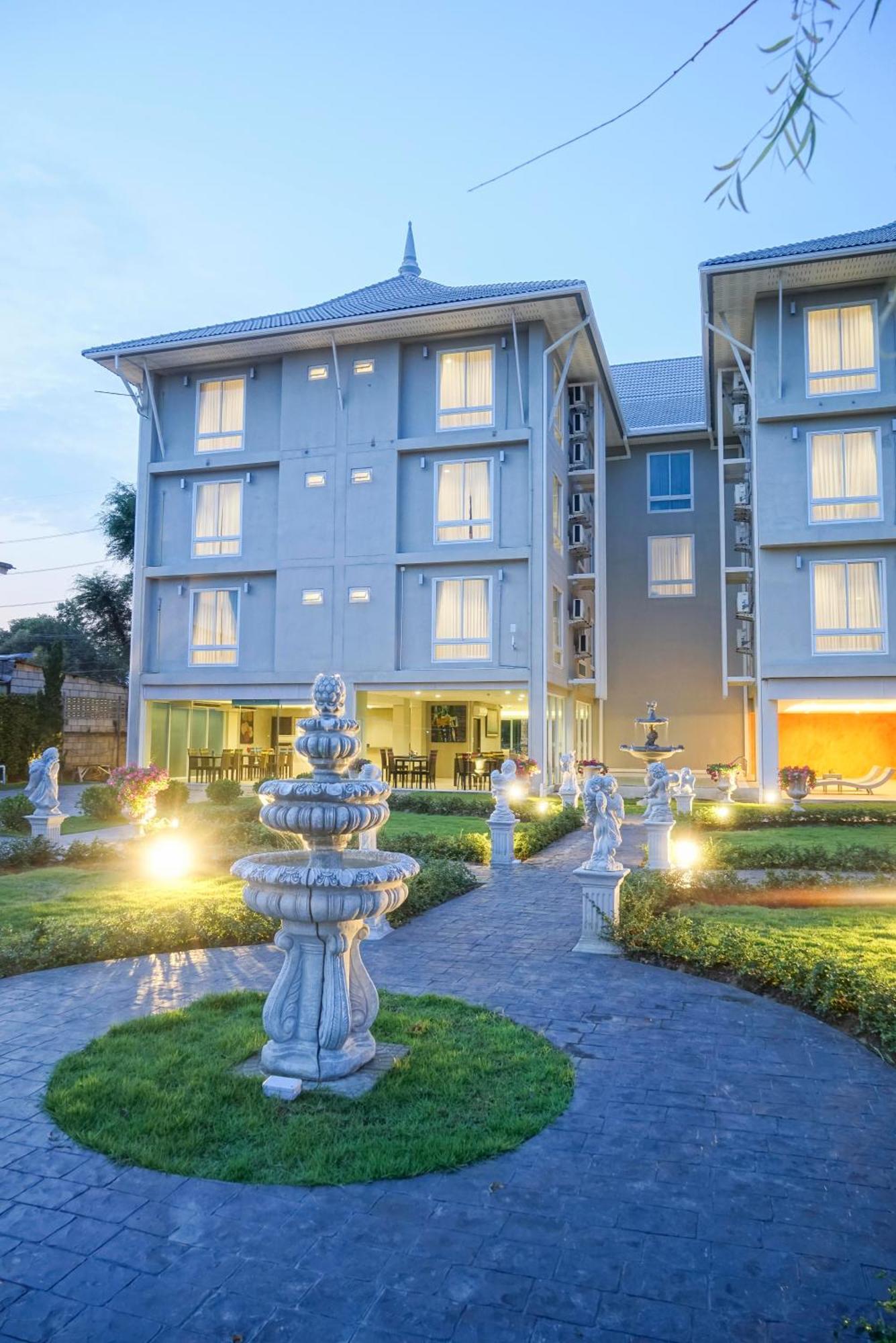 Nantra Chiangmai Riverfront Hotel Chiang Mai Dış mekan fotoğraf