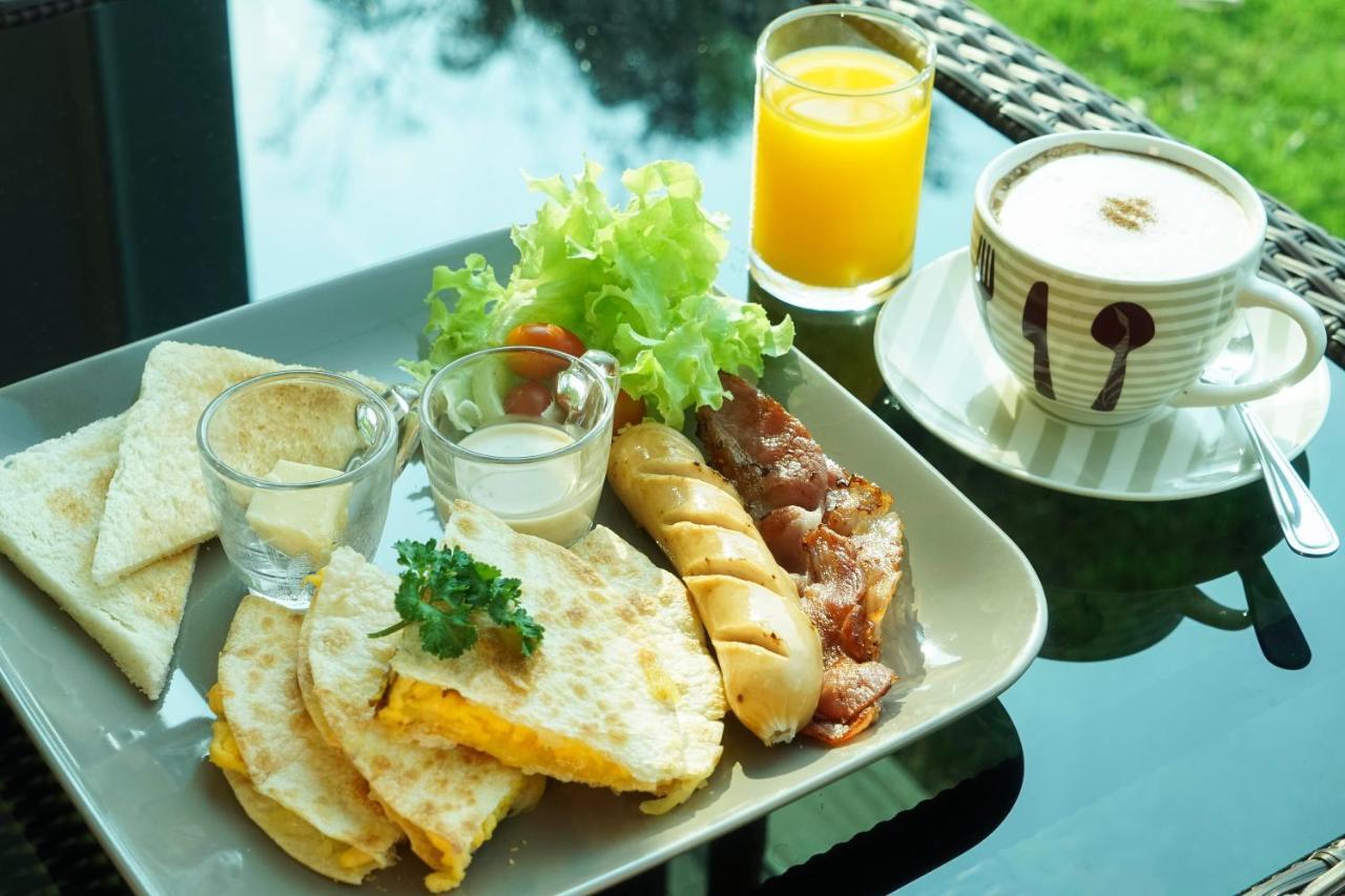 Nantra Chiangmai Riverfront Hotel Chiang Mai Dış mekan fotoğraf