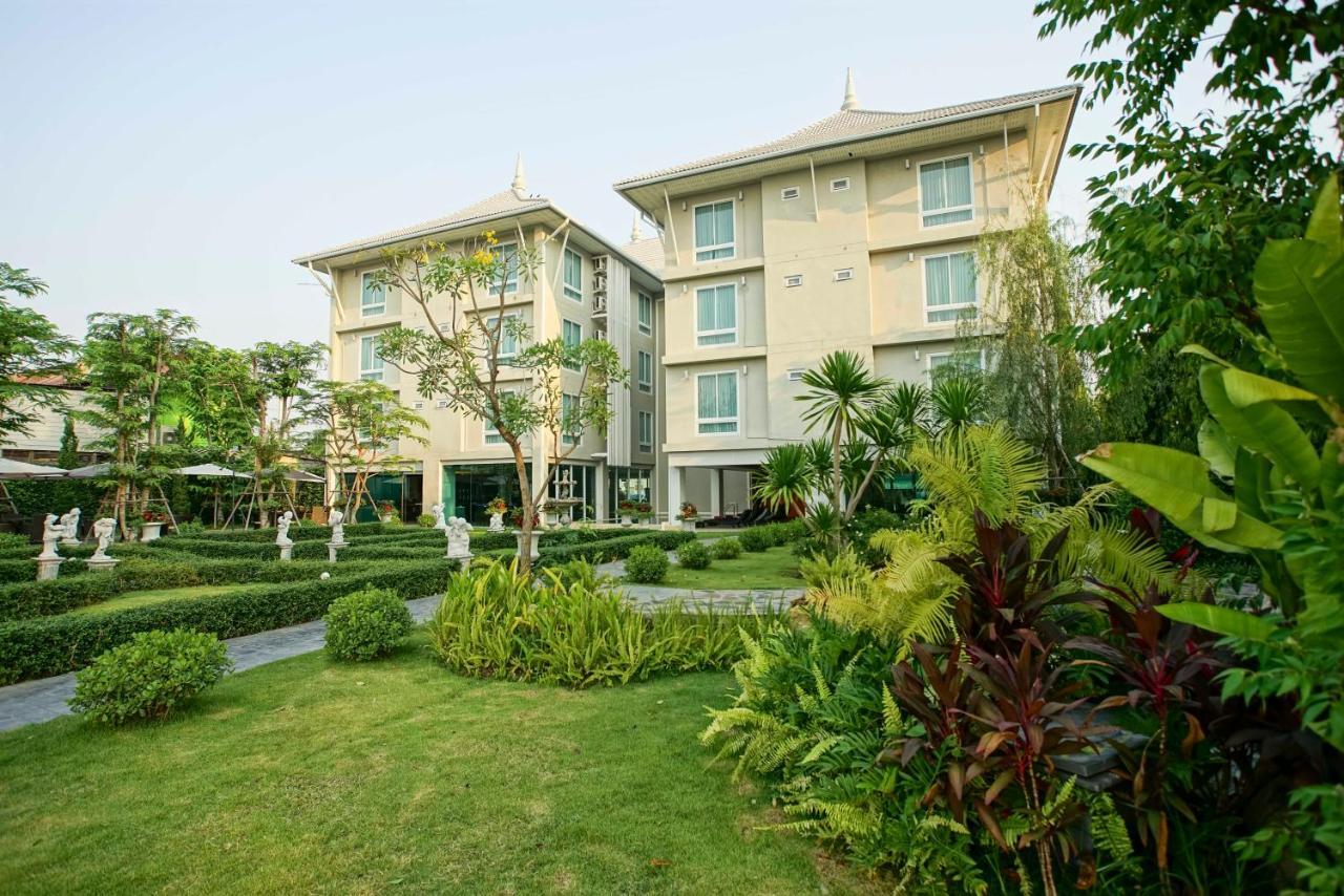 Nantra Chiangmai Riverfront Hotel Chiang Mai Dış mekan fotoğraf